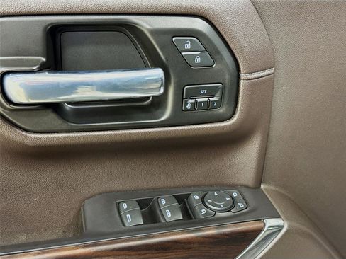 Used 2021 GMC Sierra 1500 SLT w/ SLT Premium Plus Package image 18