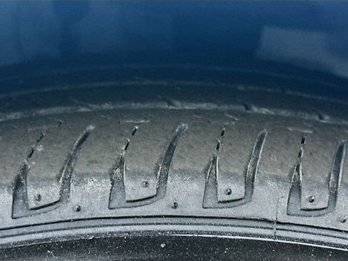 Used 2025 Toyota Camry LE image 31