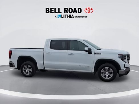Used 2024 GMC Sierra 1500 SLT AWD/4WD image 9