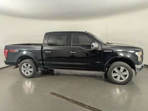 Used 2017 Ford F150 Platinum w/ Equipment Group 701A Luxury AWD/4WD image 9