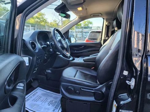 Used 2020 Mercedes-Benz Metris Passenger image 8