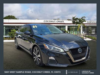 Used 2021 Nissan Altima 2.5 SR w/ SR Premium Package