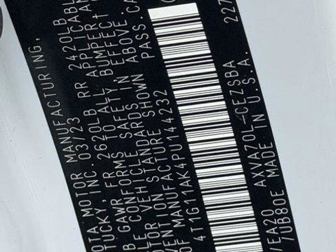 Certified 2023 Toyota Camry SE FWD image 32