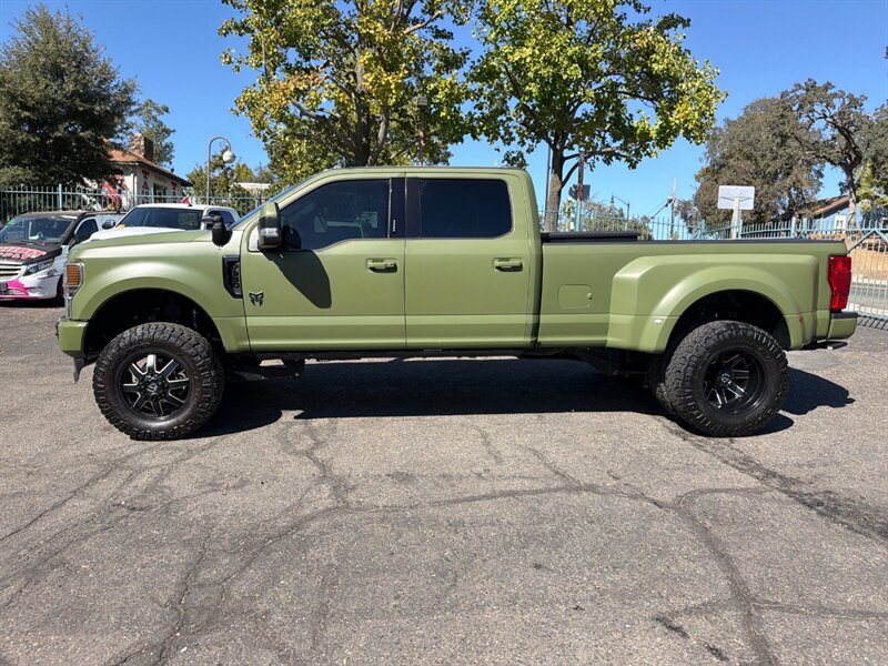 Used 2022 Ford F350 Lariat w/ Lariat Ultimate Package AWD/4WD image 13
