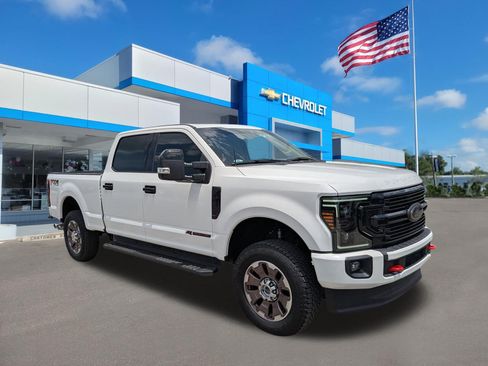 Used 2021 Ford F250 Lariat w/ Lariat Ultimate Package AWD/4WD image 2