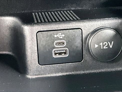 Used 2024 Ford Escape ST-Line image 32