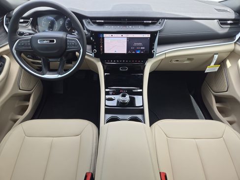 New 2026 Jeep Grand Cherokee L Limited AWD/4WD image 21