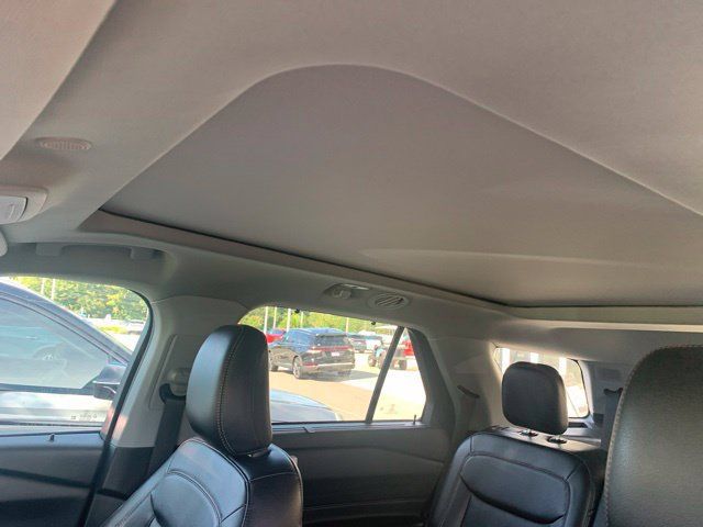 Used 2023 Ford Explorer Limited w/ Limited Technology Package RWD image 10