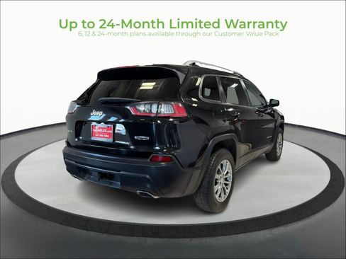 Used 2019 Jeep Cherokee Latitude Plus w/ Cold Weather Group AWD/4WD image 7