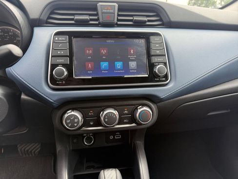 Used 2025 Nissan Versa SV FWD image 17