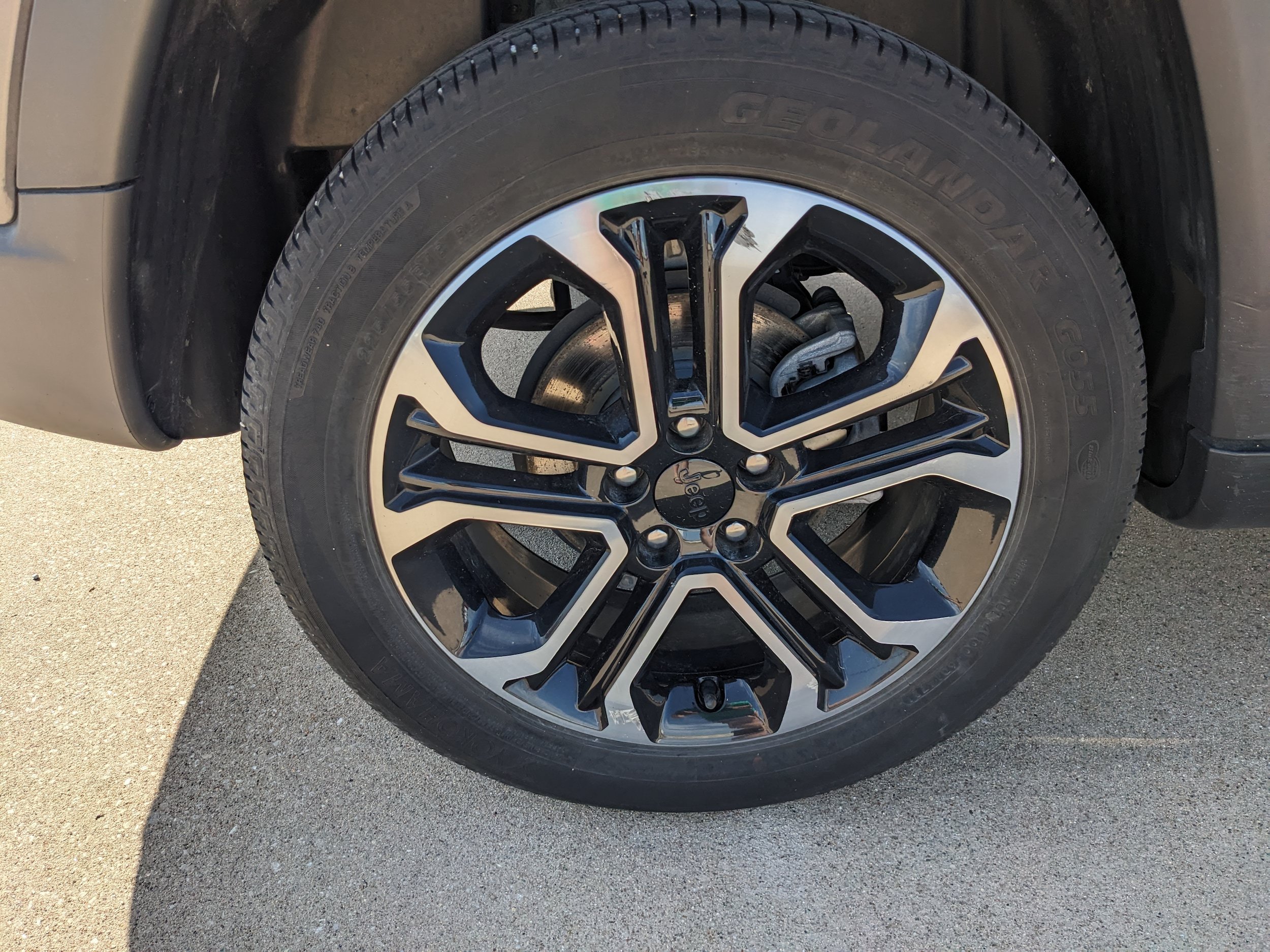 Used 2022 Jeep Compass Limited AWD/4WD image 9
