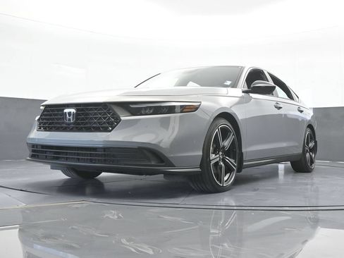 Used 2024 Honda Accord Sport image 58