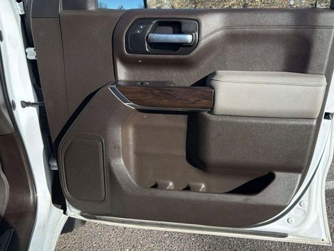 Used 2021 GMC Sierra 1500 SLT w/ Driver Alert Package I image 18