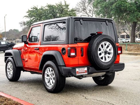Used 2023 Jeep Wrangler Sport S image 7