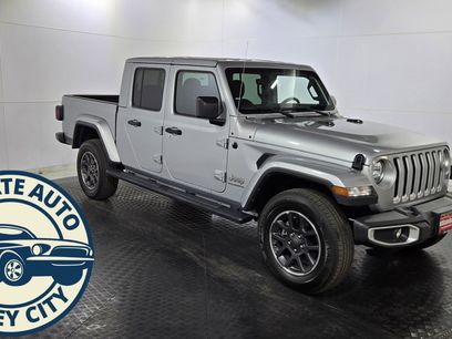 Used 2023 Jeep Gladiator Overland