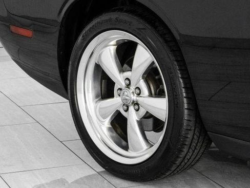 Used 2009 Dodge Challenger R/T RWD image 48