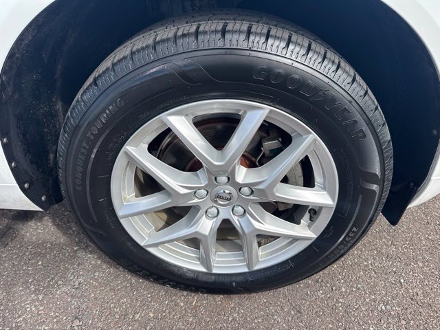 Used 2020 Volvo XC60 T5 Momentum w/ Protection Package Premier AWD/4WD image 41