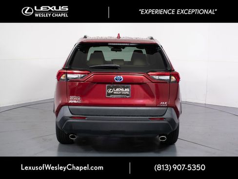 Used 2024 Toyota RAV4 XLE Premium w/ Weather Package AWD/4WD image 7