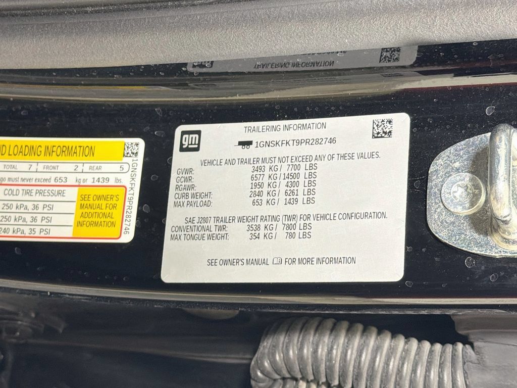 Used 2023 Chevrolet Suburban Premier AWD/4WD image 38