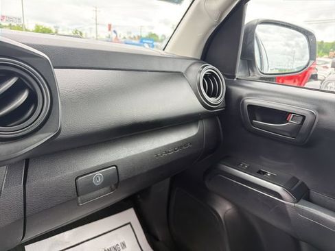 Used 2018 Toyota Tacoma SR w/ SR Convenience Package AWD/4WD image 25