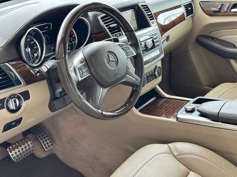Used 2015 Mercedes-Benz ML 400 4MATIC image 10