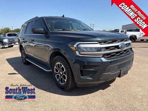 Used 2022 Ford Expedition XLT RWD image 1
