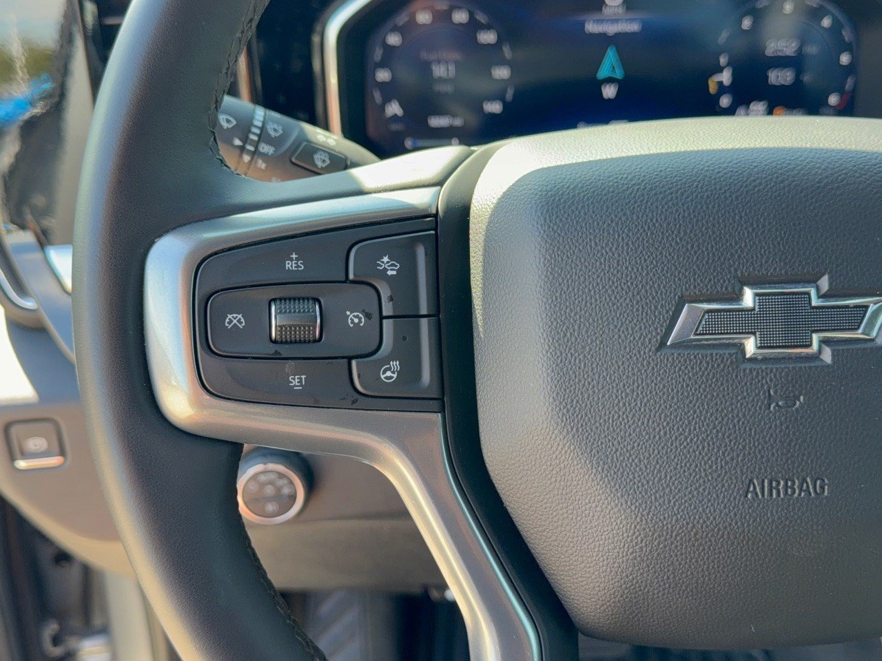 Used 2026 Chevrolet Silverado 1500 RST AWD/4WD image 18