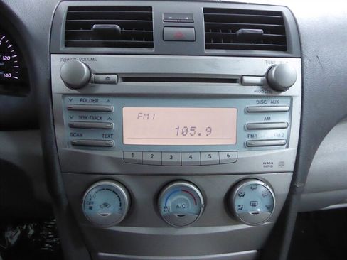 Used 2009 Toyota Camry image 14