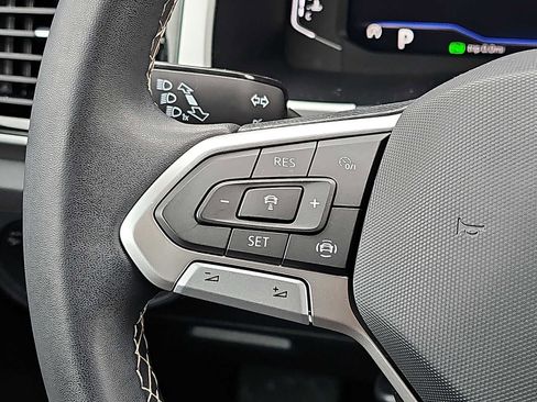 Used 2022 Volkswagen Atlas Cross Sport SE image 21