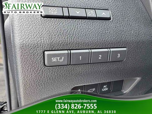 Used 2024 Lexus GX 550 w/ Accessory Package (Z1) AWD/4WD image 18