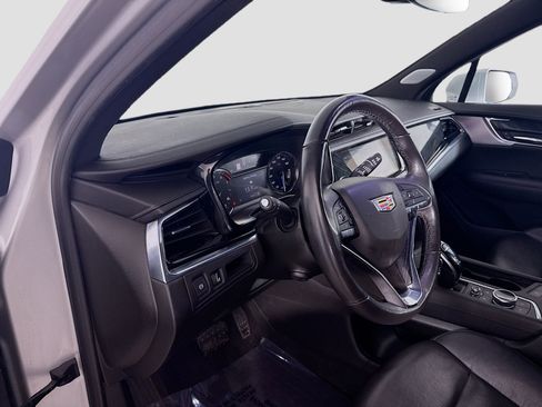 Used 2020 Cadillac XT6 Premium Luxury image 23