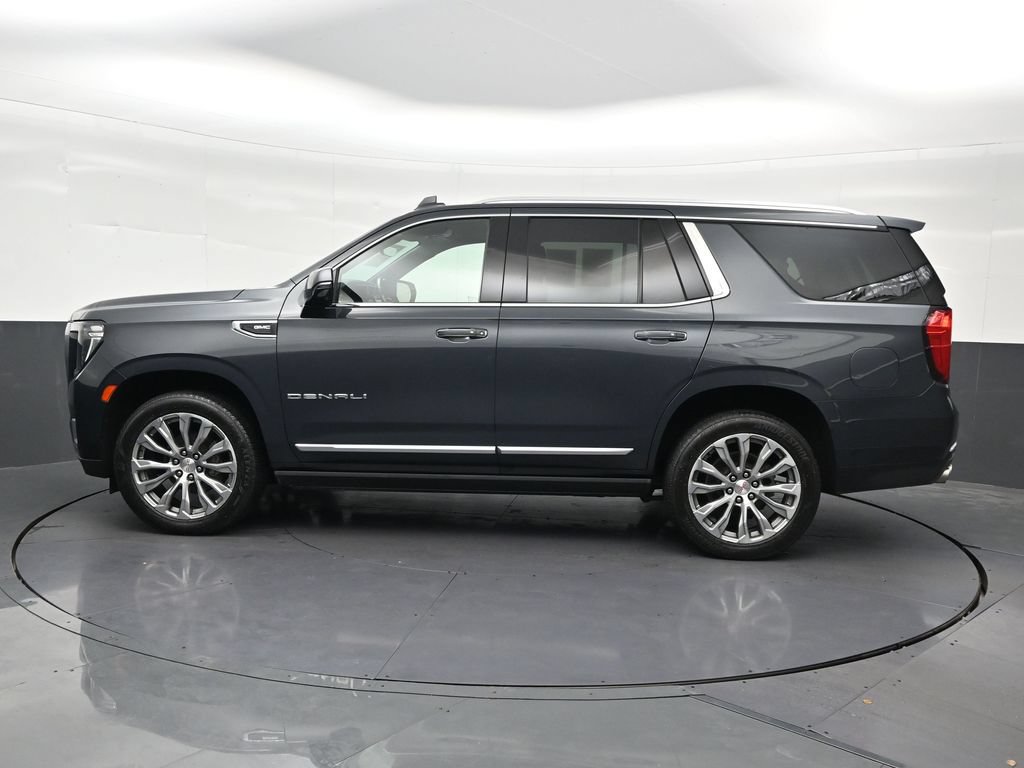Used 2021 GMC Yukon Denali w/ Denali Premium Package AWD/4WD image 2