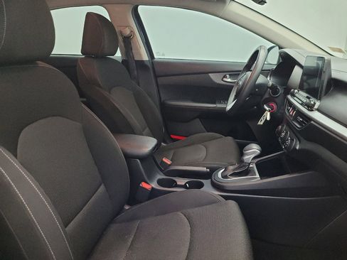 Used 2021 Kia Forte LXS FWD image 21