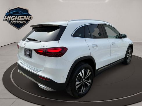 Used 2025 Mercedes-Benz GLA 250 4MATIC w/ Winter Package image 7