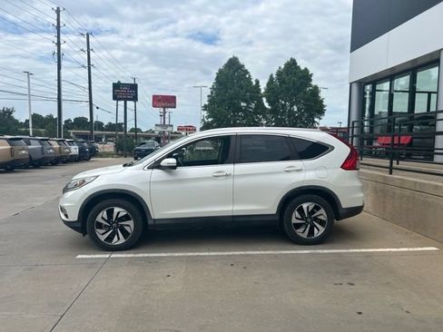 Used 2016 Honda CR-V Touring image 3