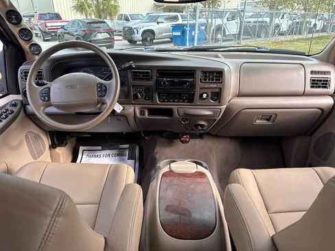 Used 2002 Ford Excursion Limited image 8