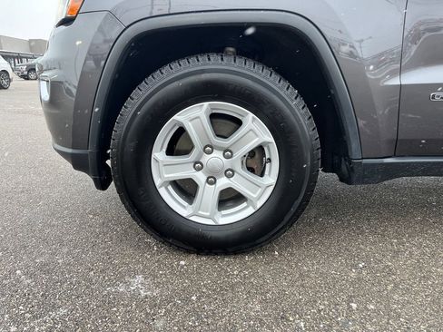 Used 2018 Jeep Grand Cherokee Limited image 30