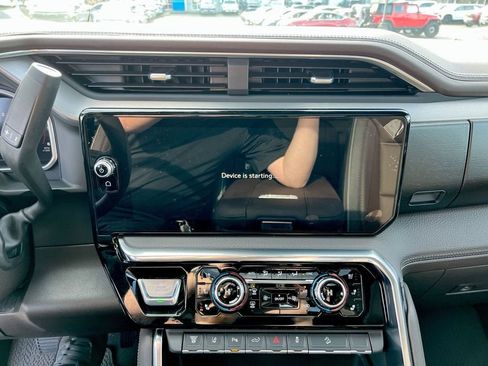 New 2026 GMC Sierra 3500 Denali AWD/4WD image 38