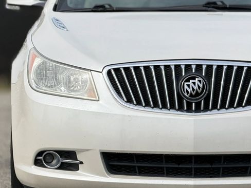 Used 2013 Buick LaCrosse Premium image 11