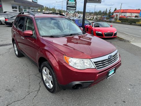 Used 2010 Subaru Forester 2.5X Premium image 7