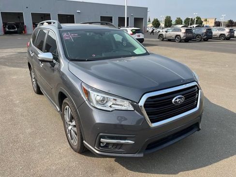 Used 2019 Subaru Ascent Touring AWD/4WD image 2