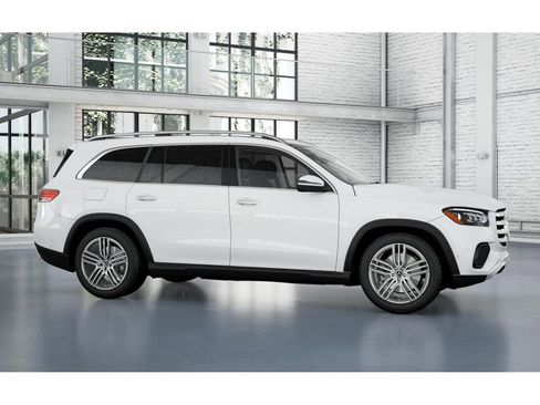 New 2026 Mercedes-Benz GLS 450 4MATIC image 14