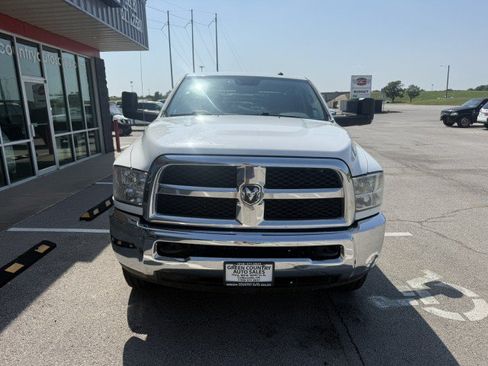 Used 2016 RAM 3500 Tradesman w/ Chrome Appearance Group AWD/4WD image 11