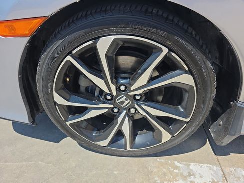 Used 2018 Honda Civic Si image 27