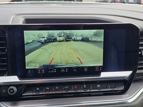 Used 2024 Chevrolet Silverado 1500 High Country w/ High Country Premium Package image 31