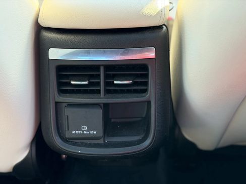 Used 2018 Chevrolet Impala LT w/ Sunroof and Spoiler Package FWD image 22