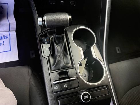 Used 2022 Kia K5 LXS FWD image 19