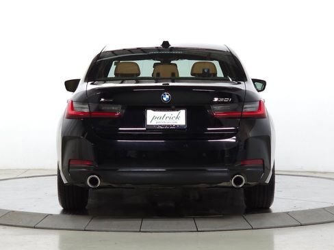 Used 2023 BMW 330i xDrive Sedan w/ Convenience Package AWD/4WD image 7