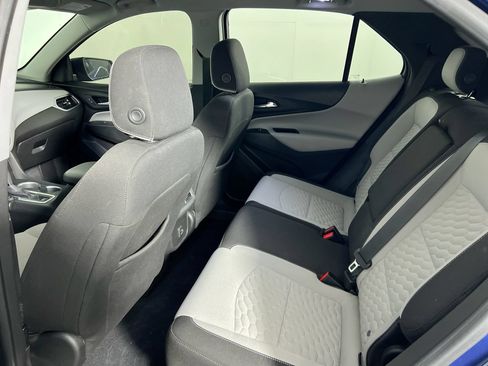 Used 2020 Chevrolet Equinox LT FWD image 23