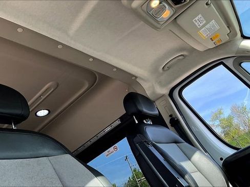 Used 2020 RAM ProMaster 2500 w/ Interior Convenience Group FWD image 17